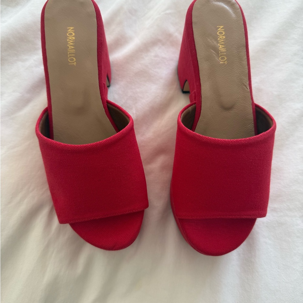 Women's Vibrant Red heeled Mules